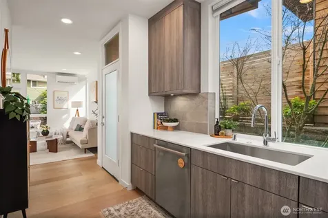 6710 36th Avenue SW Seattle WA 98126