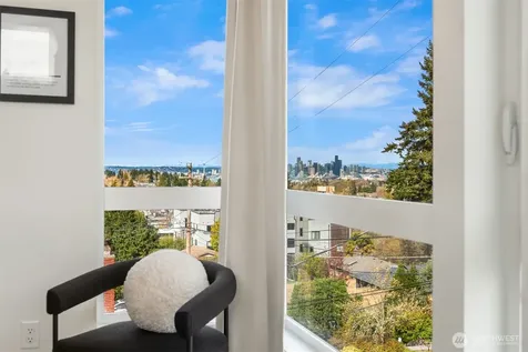 6710 36th Avenue SW Seattle WA 98126