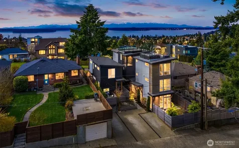 6710 36th Avenue SW Seattle WA 98126