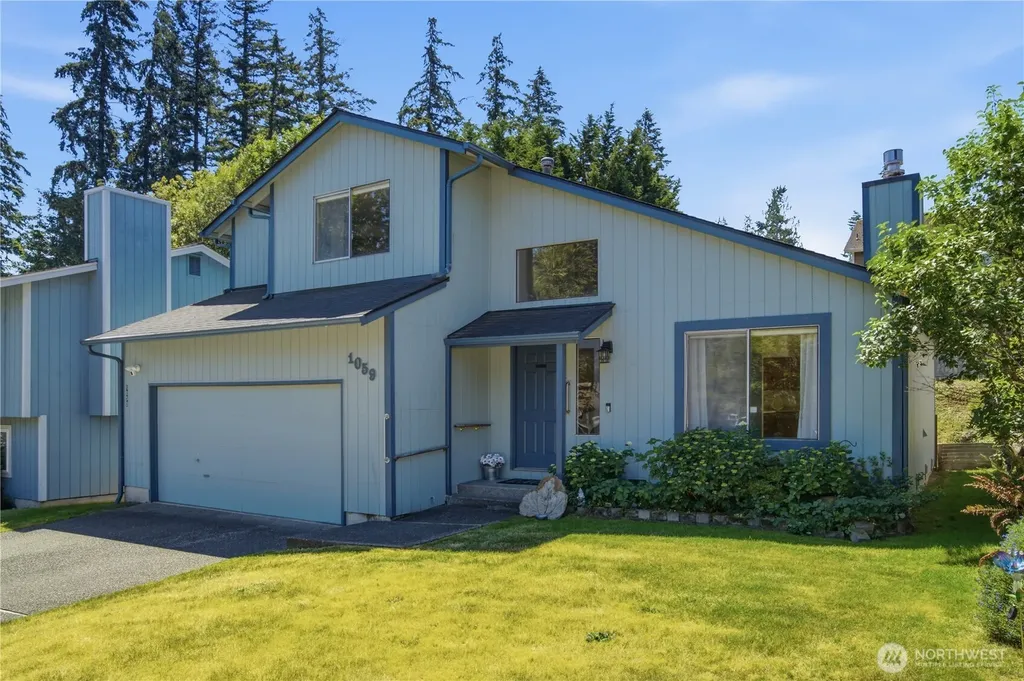 1059 NE Regal Court Bremerton WA 98311