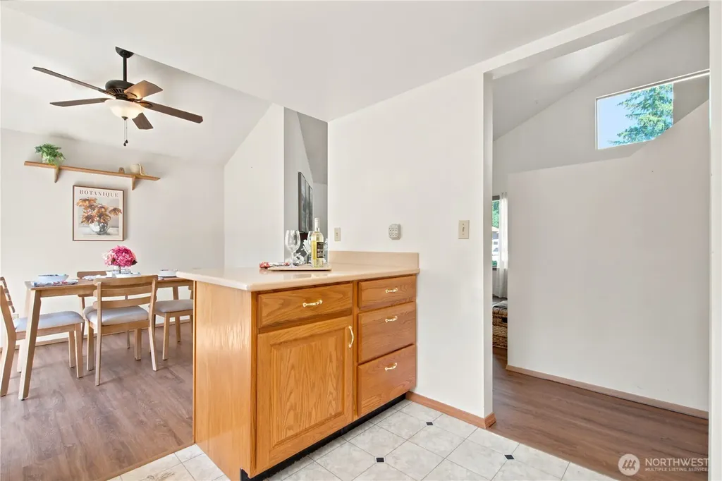1059 NE Regal Court Bremerton WA 98311