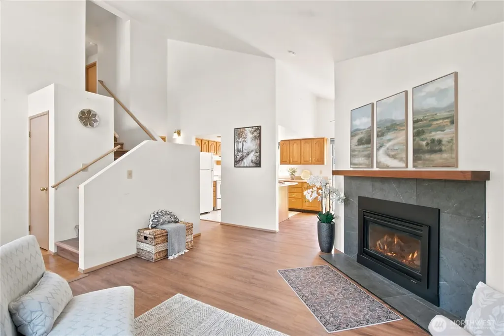 1059 NE Regal Court Bremerton WA 98311