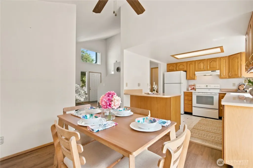 1059 NE Regal Court Bremerton WA 98311