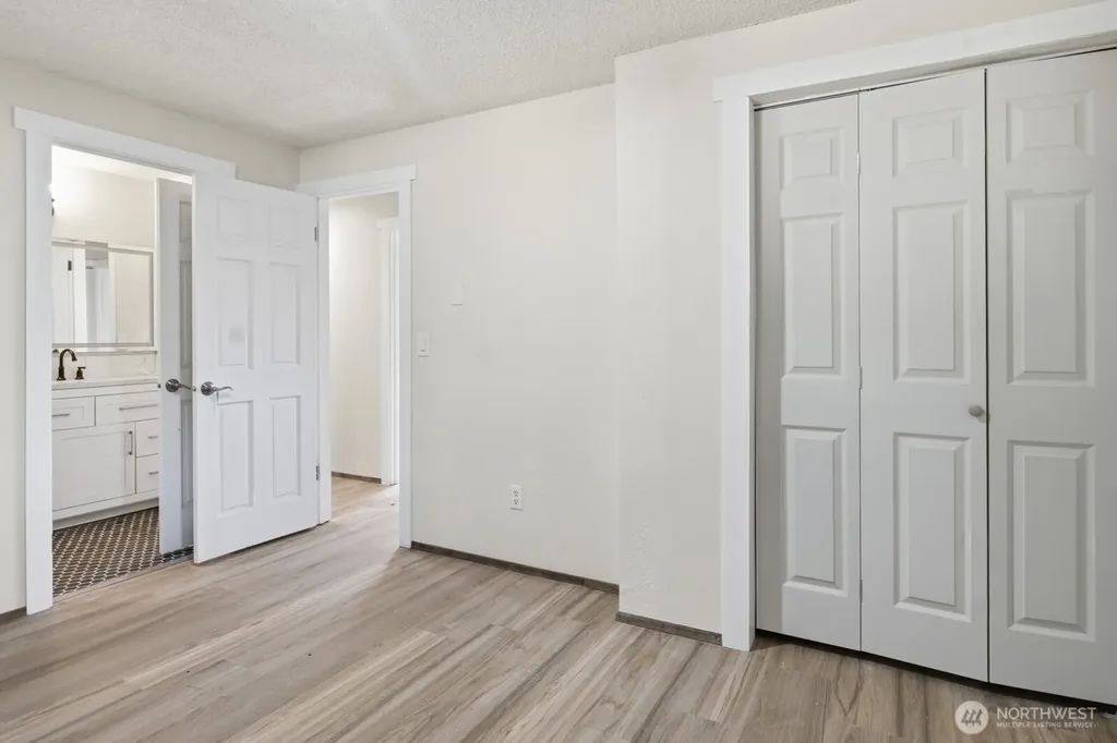5323 77th Court SW Olympia WA 98512
