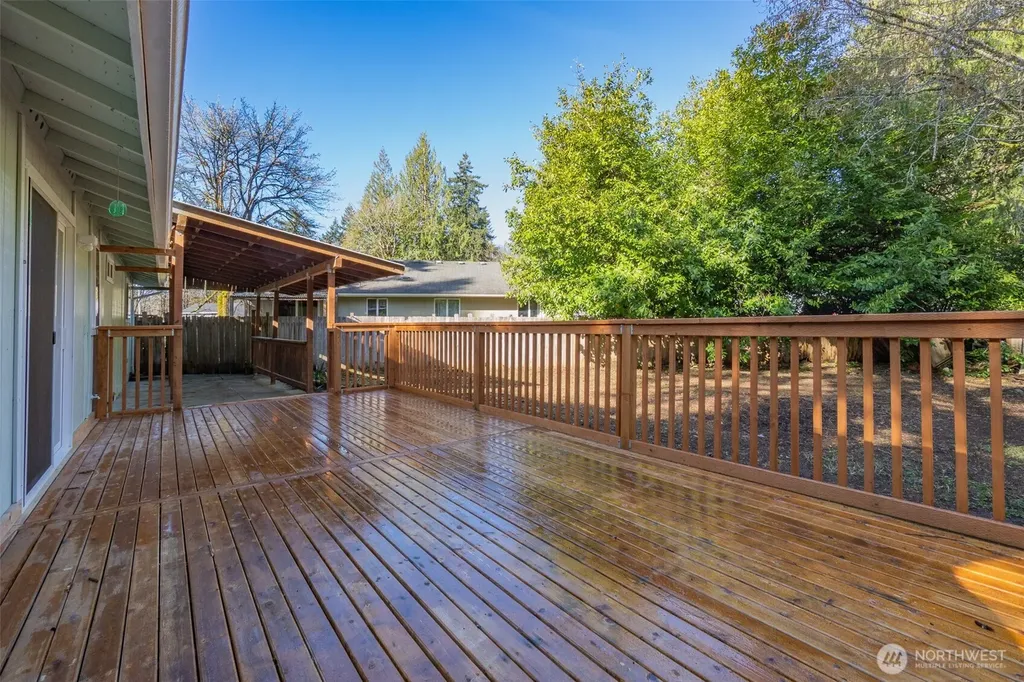 5323 77th Court SW Olympia WA 98512