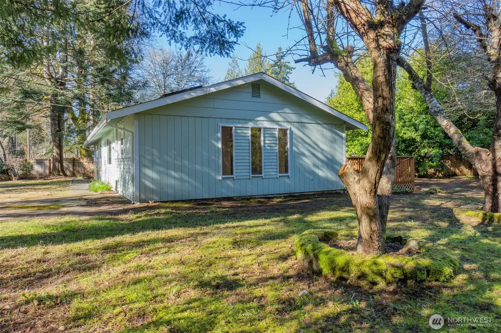 5323 77th Court SW Olympia WA 98512