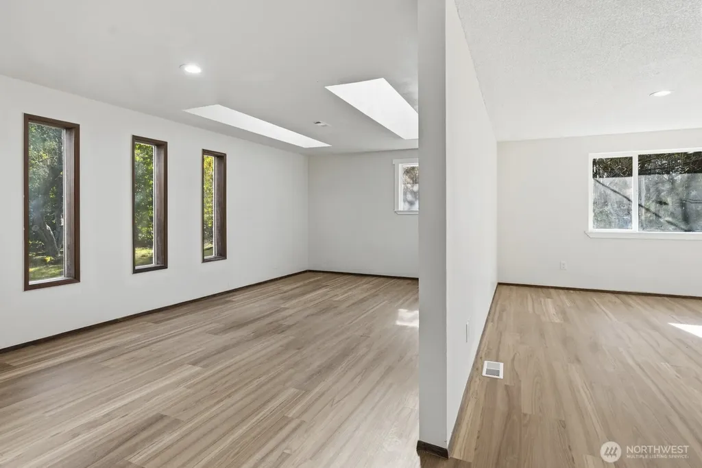 5323 77th Court SW Olympia WA 98512