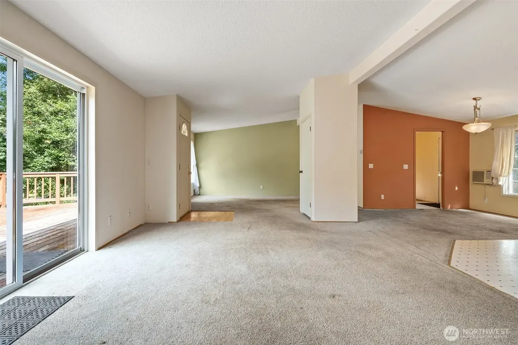 11 SE Fuchsia Avenue Shelton WA 98584