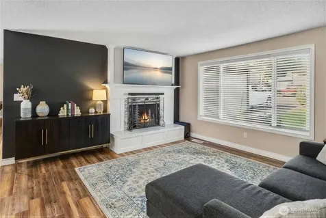 11901 32nd Drive SE Everett WA 98208