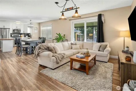 11901 32nd Drive SE Everett WA 98208