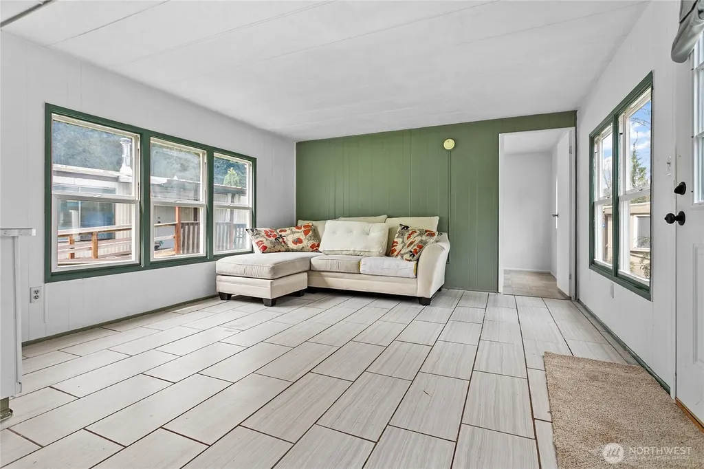 316 W Lake Samish Drive Bellingham WA 98229