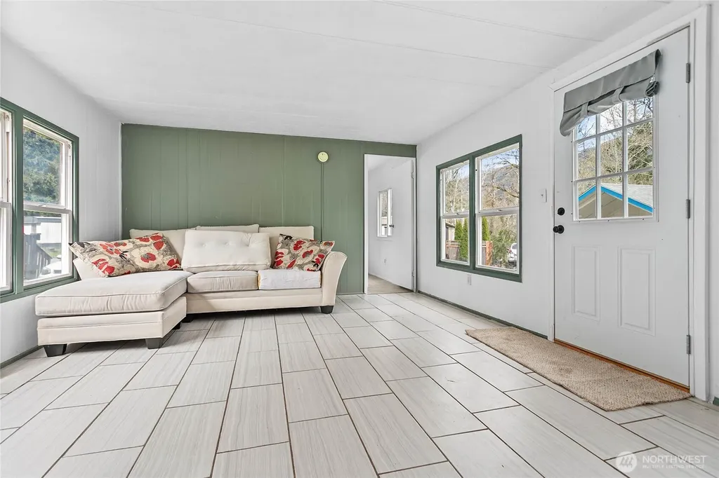 316 W Lake Samish Drive Bellingham WA 98229