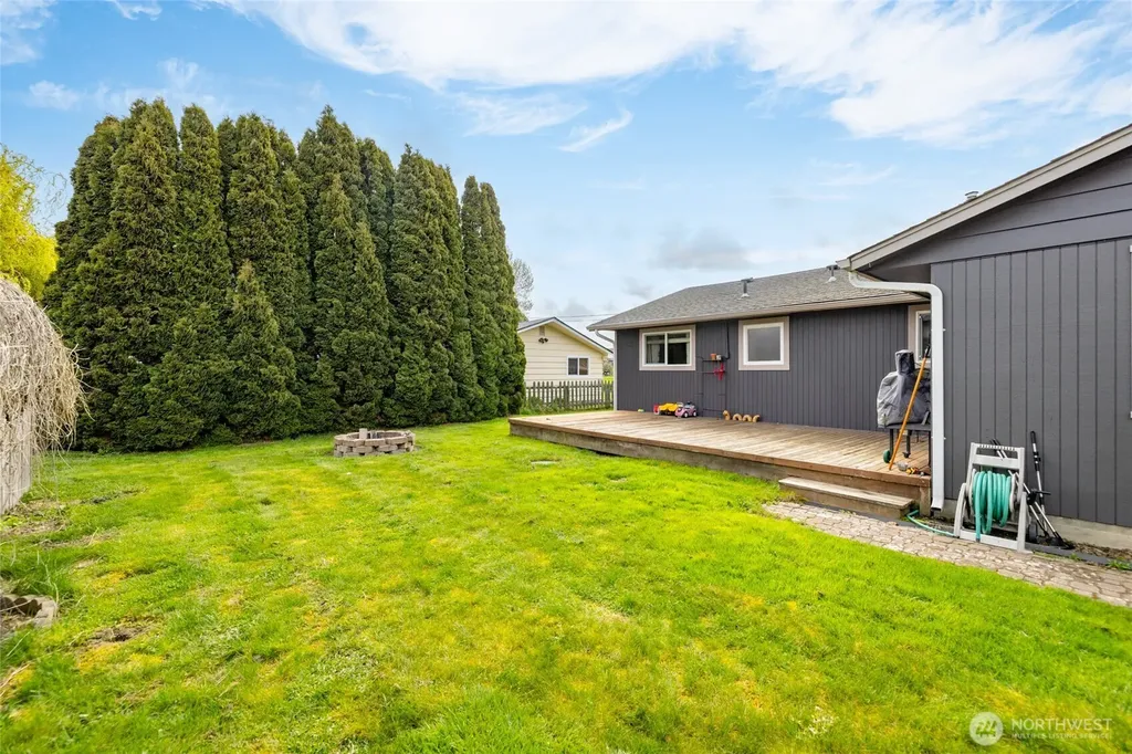 20181 Lafayette Road Burlington WA 98233