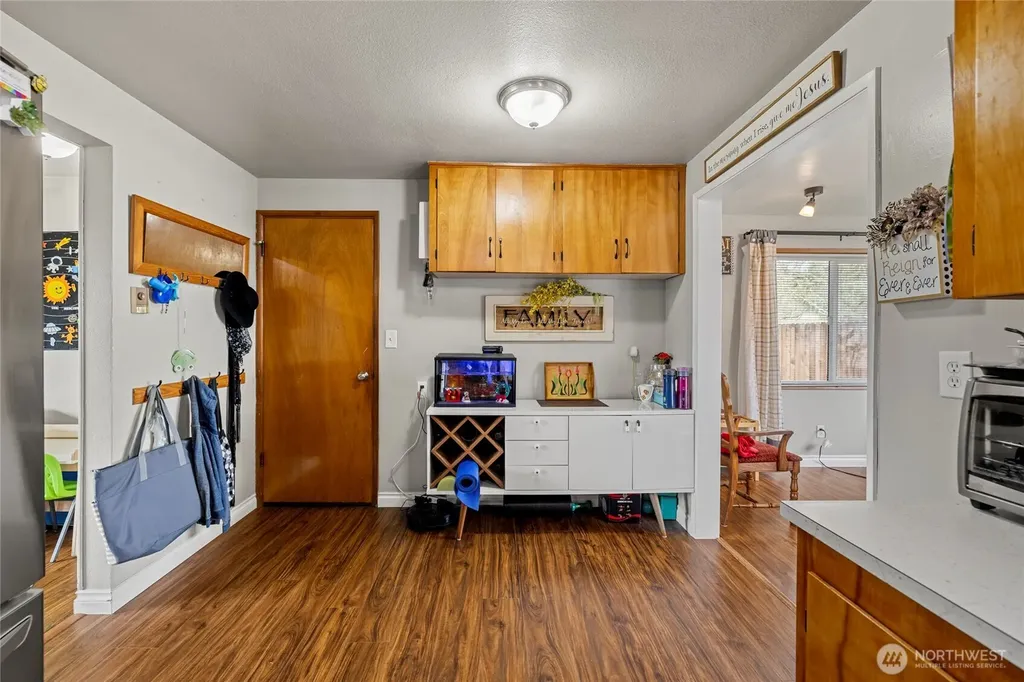 20181 Lafayette Road Burlington WA 98233