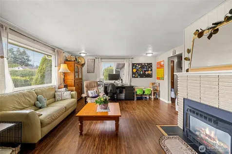 20181 Lafayette Road Burlington WA 98233
