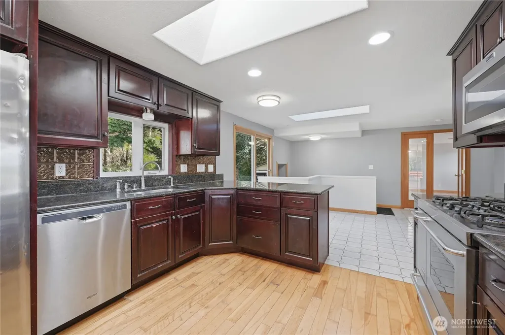 2539 Mackenzie Road Bellingham WA 98226