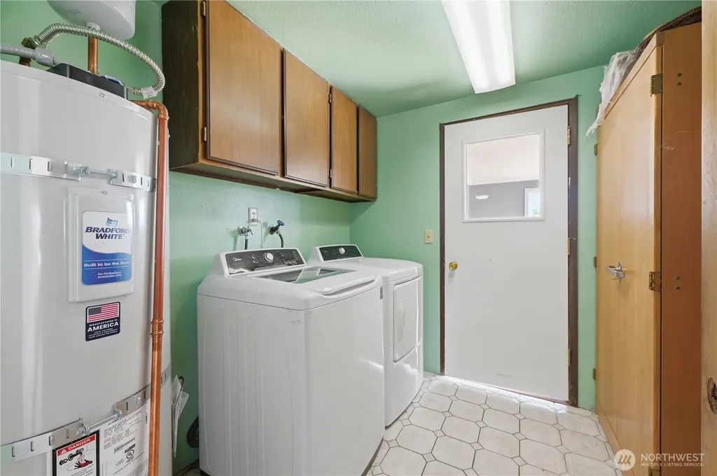 2539 Mackenzie Road Bellingham WA 98226
