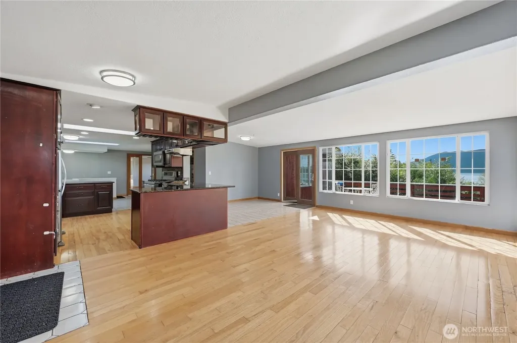 2539 Mackenzie Road Bellingham WA 98226