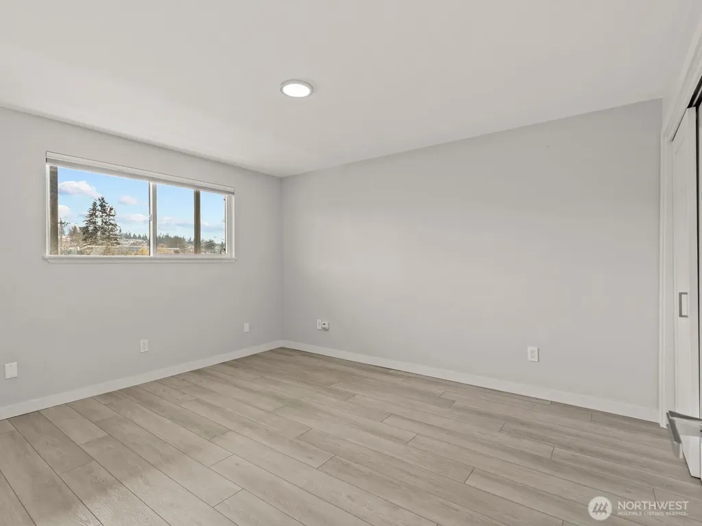 300 2nd Avenue N Edmonds WA 98020