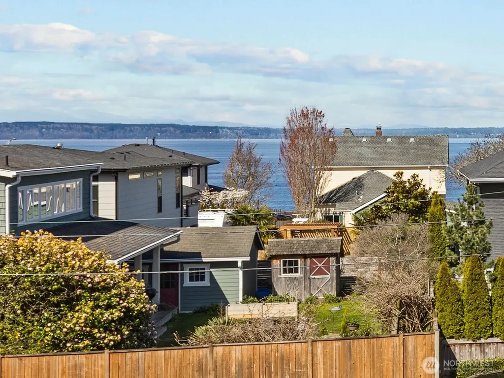 300 2nd Avenue N Edmonds WA 98020