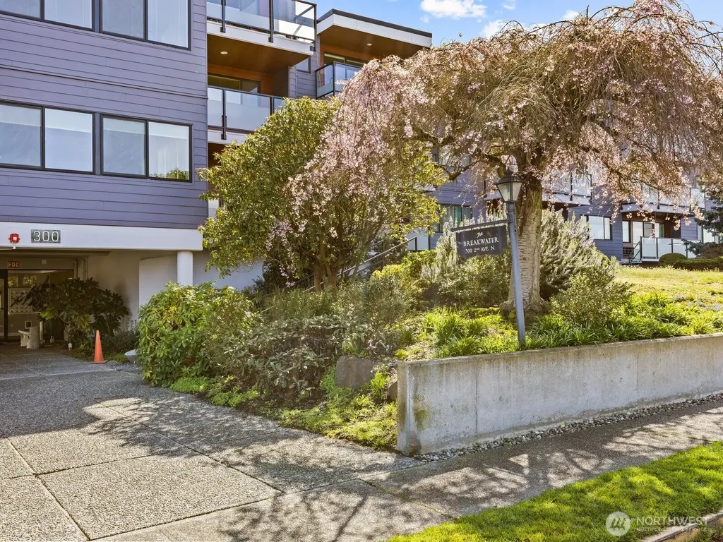 300 2nd Avenue N Edmonds WA 98020