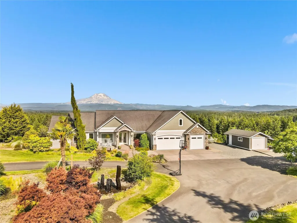 2510 Cascade Drive E Roy WA 98580