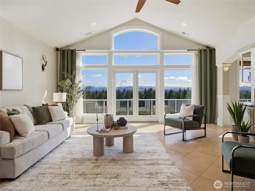 2510 Cascade Drive E Roy WA 98580