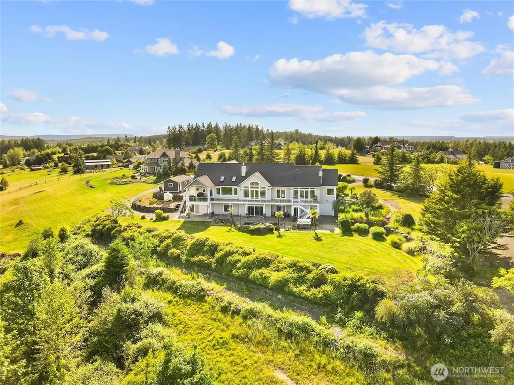 2510 Cascade Drive E Roy WA 98580