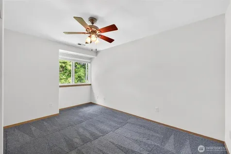 10907 62nd Street E Puyallup WA 98372