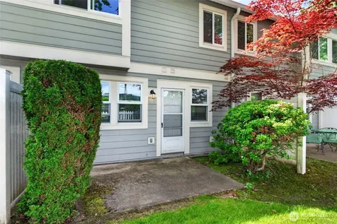 10907 62nd Street E Puyallup WA 98372