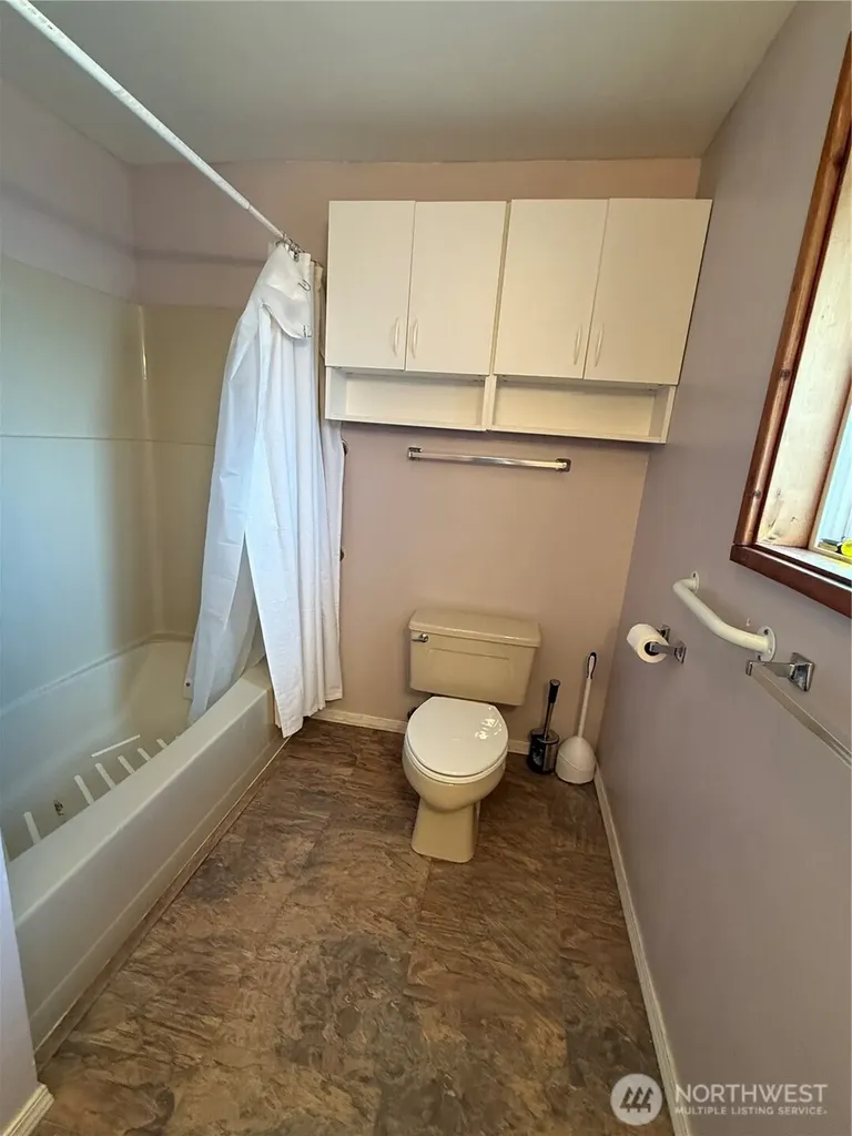 30011 G Street Ocean Park WA 98640