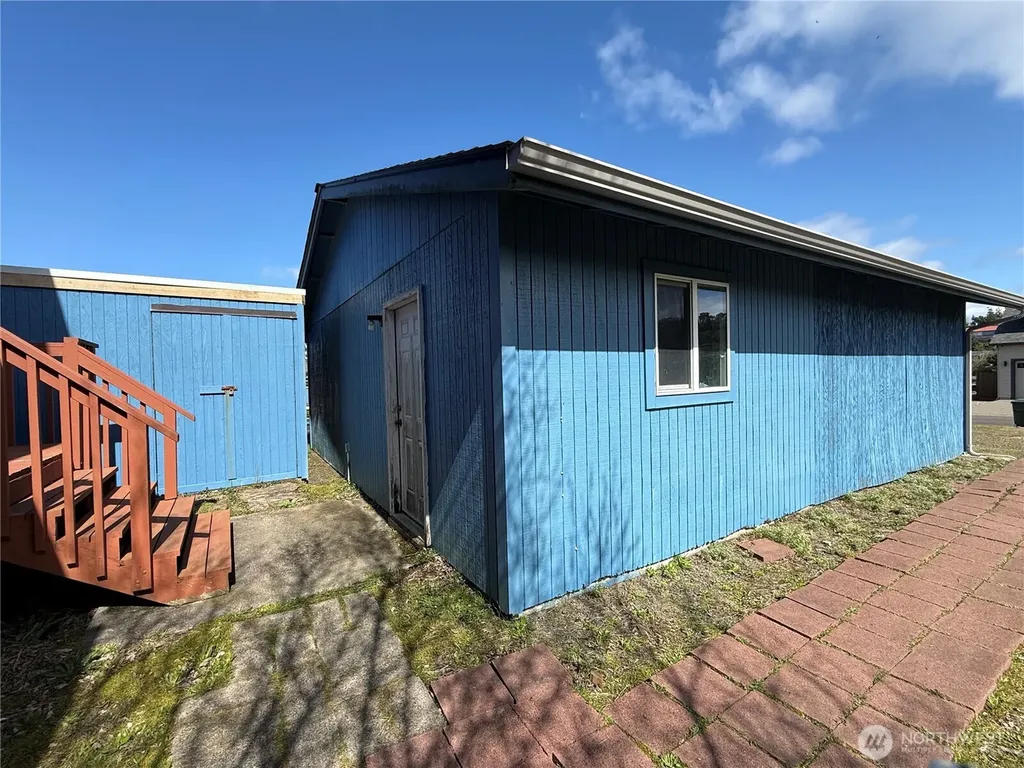 30011 G Street Ocean Park WA 98640