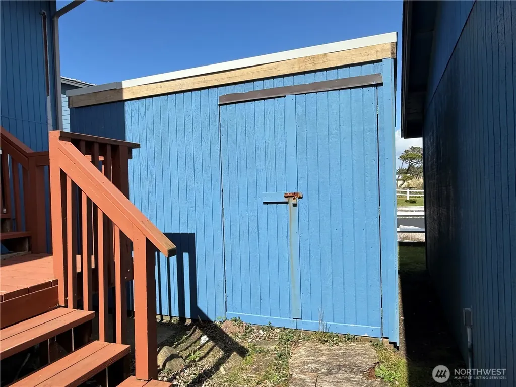 30011 G Street Ocean Park WA 98640