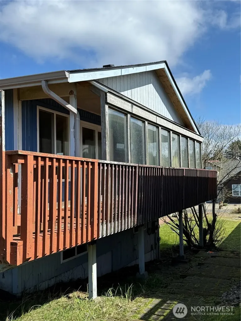 30011 G Street Ocean Park WA 98640