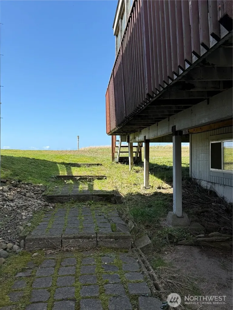30011 G Street Ocean Park WA 98640