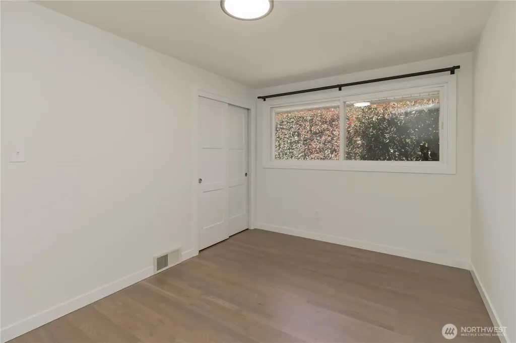 11834 8th Avenue S Seattle WA 98168