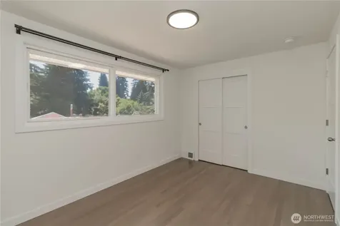 11834 8th Avenue S Seattle WA 98168