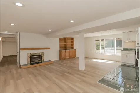 11834 8th Avenue S Seattle WA 98168