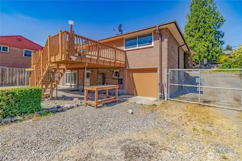 11834 8th Avenue S Seattle WA 98168