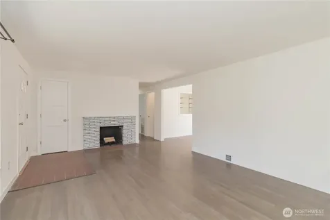 11834 8th Avenue S Seattle WA 98168