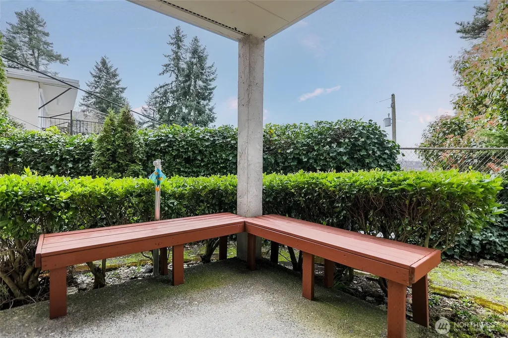 135 N 46th Street Seattle WA 98103