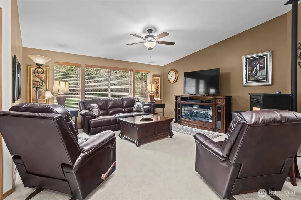 21701 31st Avenue E Spanaway WA 98387