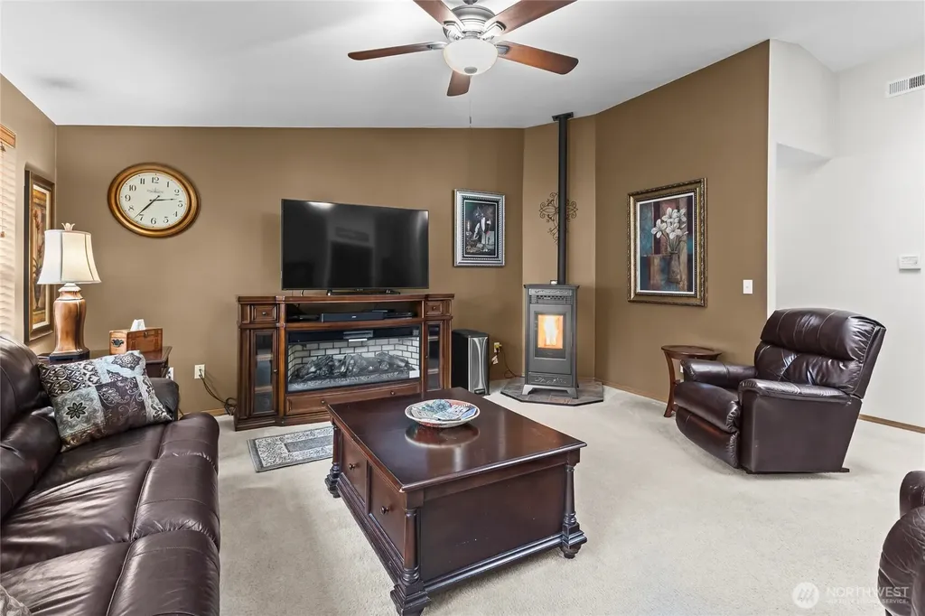 21701 31st Avenue E Spanaway WA 98387