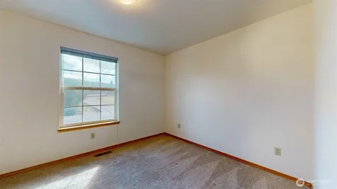 16 River Overlook Street Omak WA 98841