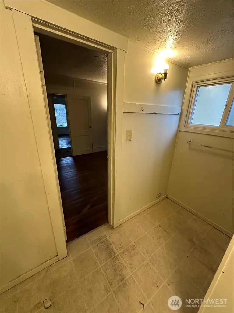 1406 Harrison Avenue Centralia WA 98531