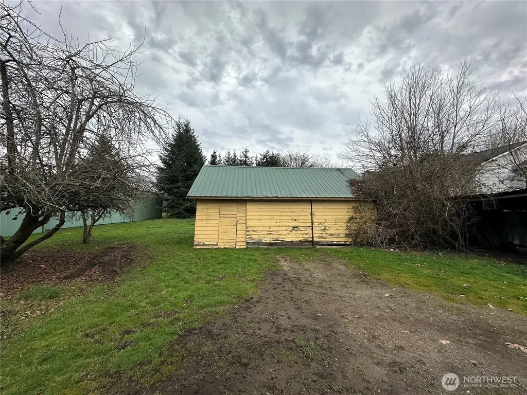 1406 Harrison Avenue Centralia WA 98531