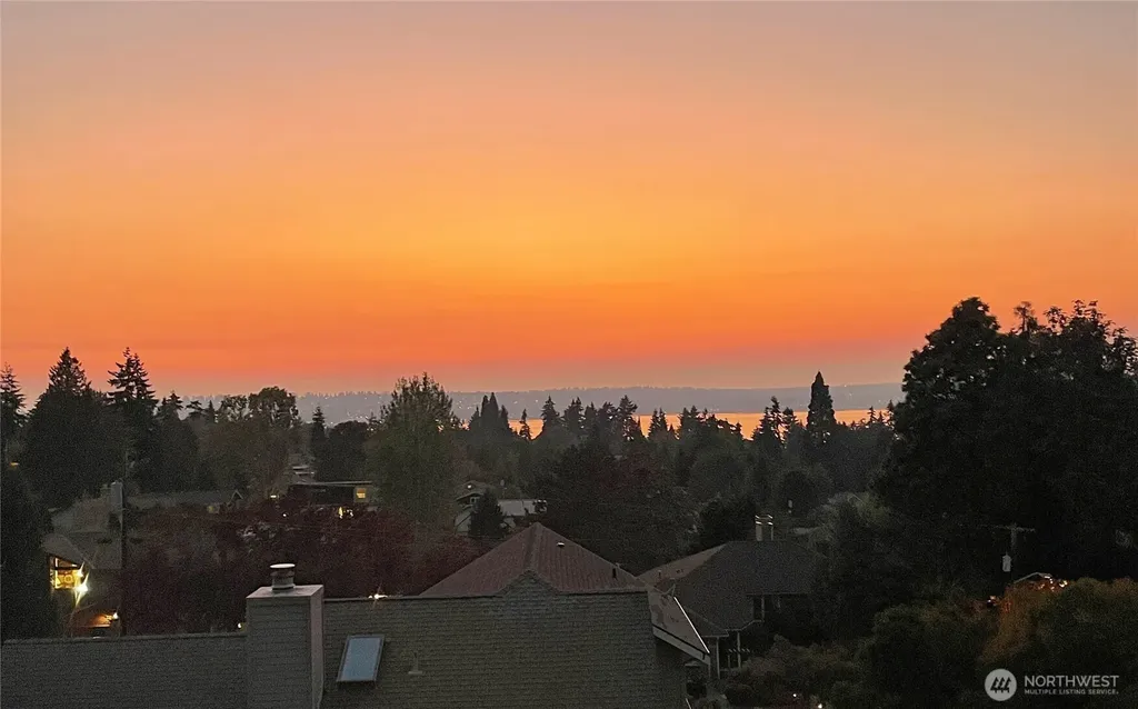 208 19th Avenue Kirkland WA 98033