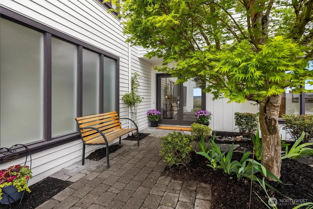 208 19th Avenue Kirkland WA 98033