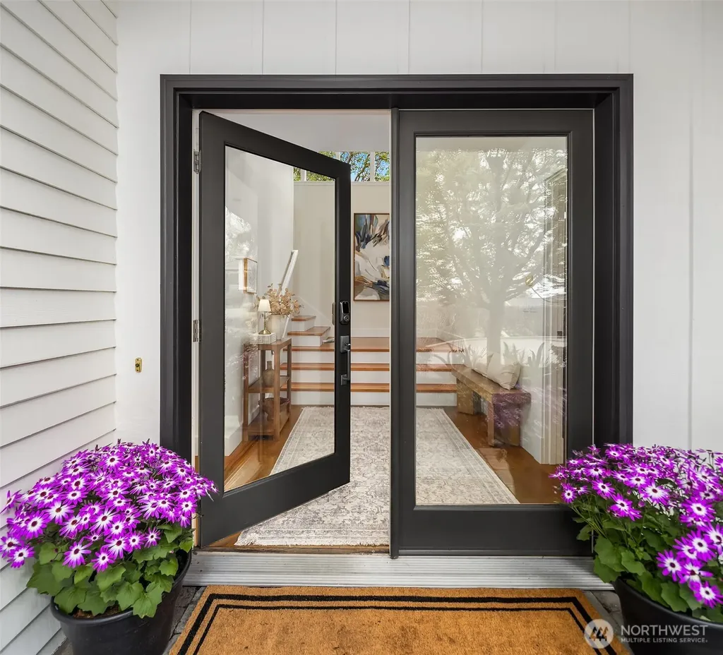208 19th Avenue Kirkland WA 98033