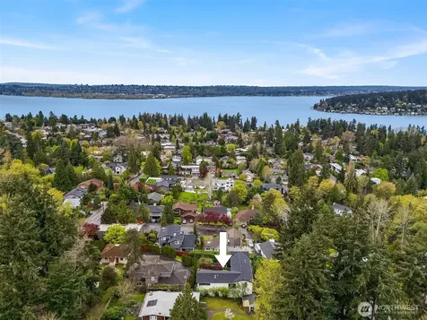 208 19th Avenue Kirkland WA 98033